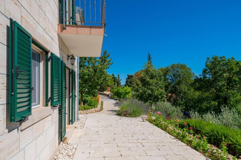 Three-Bedroom Villa With Private Pool Lovreć Dış mekan fotoğraf