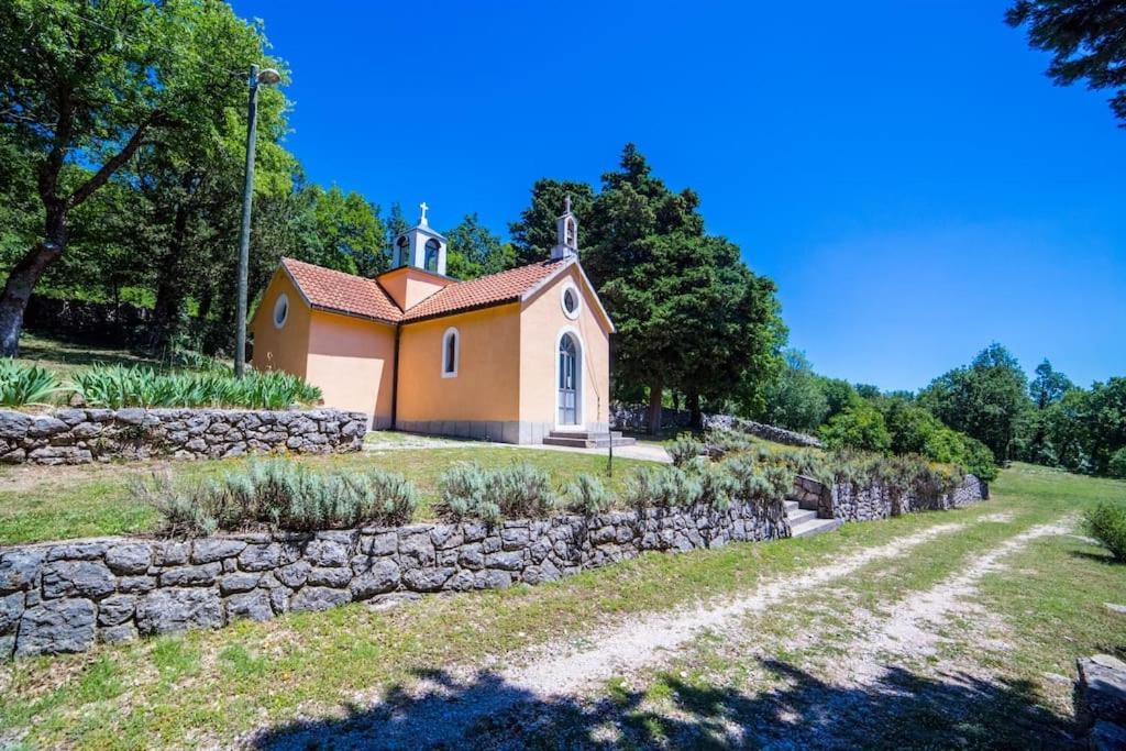 Three-Bedroom Villa With Private Pool Lovreć Dış mekan fotoğraf