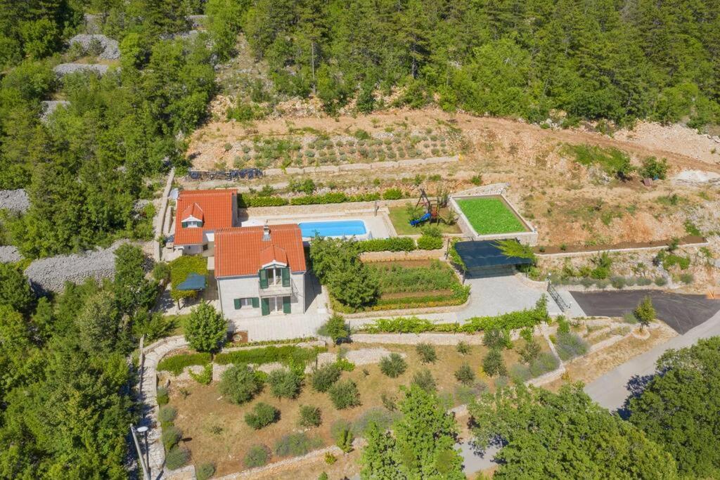 Three-Bedroom Villa With Private Pool Lovreć Dış mekan fotoğraf